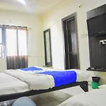 Hotel Uday Palace